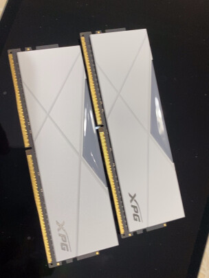 威刚DDR4到底好不好，体质够不够好？做工一流吗 