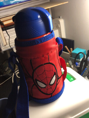 保温杯