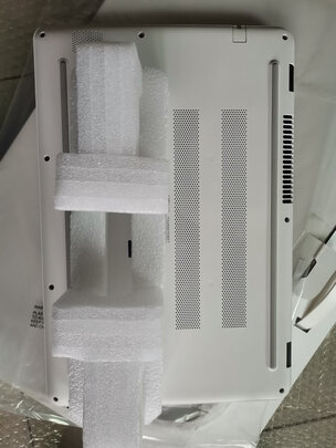 雷神(ThundeRobot）IGER一格小白 15.6英寸轻薄商务笔记本电脑i7-1165G7 16G 512G 锐炬显卡 两年不限次保修