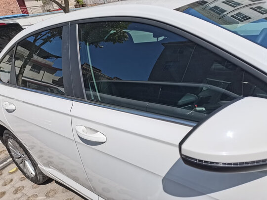 三,美基v10中隐汽车贴膜网友对比评测