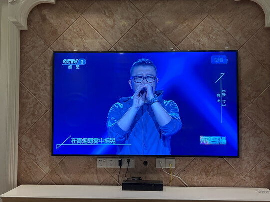 三星（SAMSUNG）65英寸 Frame画壁系列 超薄 QLED量子点 4K超高清 AI语音 蓝光护眼 艺术电视QA65LS03AAJXXZ