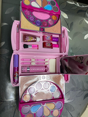 儿童化妆品玩具