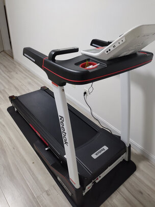 【锐步官方旗舰款】Reebok锐步跑步机家用折叠减震电动多功能室内走步机健身智能 JET100M珍珠白【JD-物流闪电配送】
