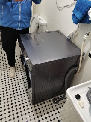 海尔海尔滚筒洗衣机|外观展示海尔海尔滚筒洗衣机多少人不看这被忽悠了？内幕真相