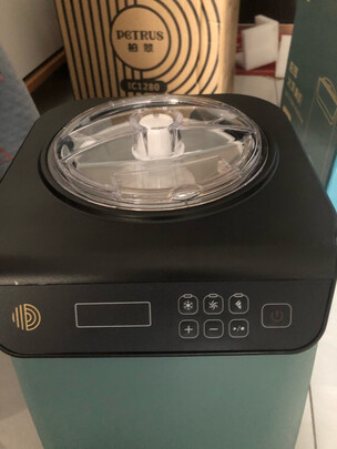 冰淇淋机