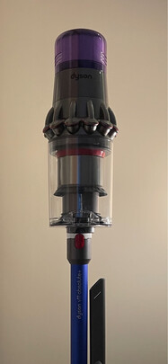 戴森 DYSON V11 Absolute 家用手持无线吸尘器 智能感应 液晶屏可视化 多种模式 配充电挂座及7款吸头