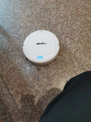 扫地机器人