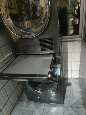 小天鹅TG100V88WMUIADY5滚筒洗衣机|外观展示小天鹅洗烘套装到底好还是差?用后一周讲真相内幕？