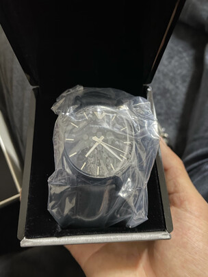 安普里奥·阿玛尼男士手表|安普里奥·阿玛尼男士手表到底怎么样，参数如何！