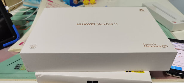 %title插图%num 华为HUAWEI MatePad 11 2021款120Hz高刷全面屏 鸿蒙HarmonyOS 影音娱乐办公学习平板电脑6+128GB WIFI曜石灰
