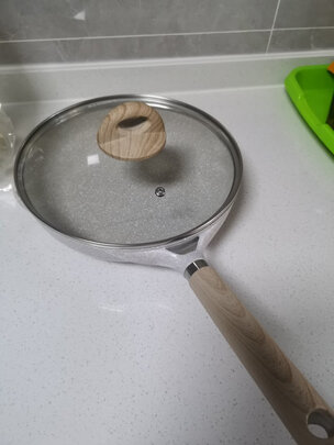 不粘锅