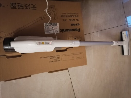 %title插图%num 松下(Panasonic)家用吸尘器MC-8D58D 宠物小狗毛大吸力手持无线轻量吸尘器 京品家电