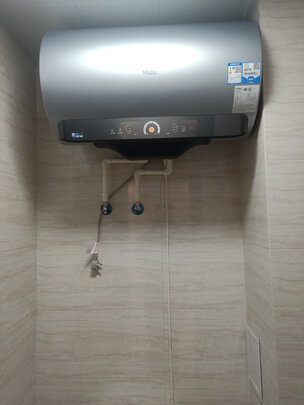 %title插图%num 海尔(Haier)电热水器储水式家用 3D速热一级能效3300W变频洗澡器WiFi智能升级防电MV5 80升【4-6人】