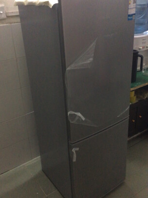 %title插图%num 海信(Hisense)177升两门冰箱宿舍办公室家用保鲜节能低噪BCD-177F/Q