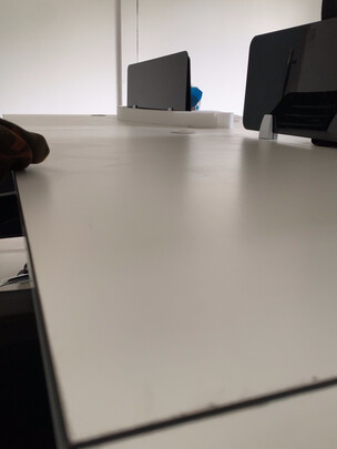 中尊办公桌|「用后真实感受」中尊办公桌到底质量怎么样？用后一周说实情真相？