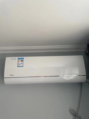 美的(Midea) 空调 京东小家智能 3匹 锐云 新一级能效 变频 客厅空调立式空调柜机 以旧换新KFR-72LW/N8XHA1