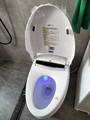 智能马桶|罗越888智能马桶到底怎么样，参数如何！
