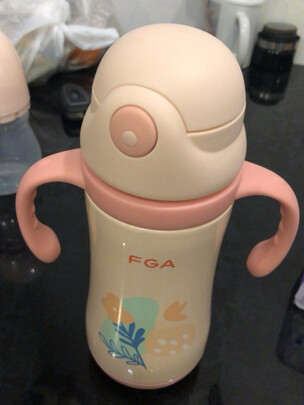 儿童保温杯