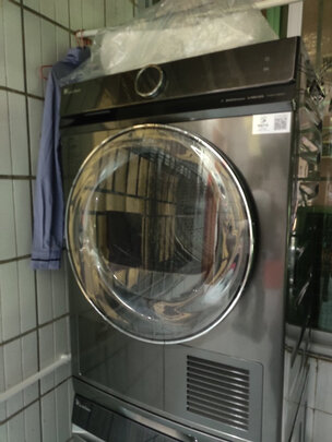 小天鹅TG100V88WMUIADY5滚筒洗衣机|外观展示小天鹅洗烘套装到底好还是差?用后一周讲真相内幕？