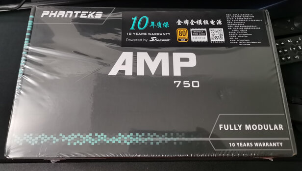 %title插图%num 追风者(PHANTEKS)AMP额定750W金牌全模组 台式电脑机箱电源(十年换新/14cm小机身/一键风扇启停/全日系电容)