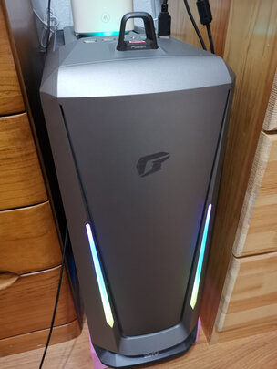 %title插图%num 七彩虹(Colorful)iGame M600幻境之眼 水冷游戏台式电脑主机(11代i7-11700 16G RTX3060 500Gnvme)