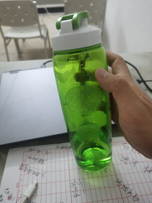 水杯