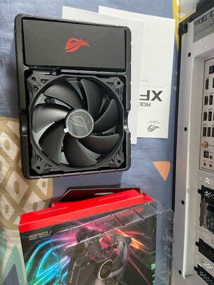 %title插图%num 华硕 ASUS ROG STRIX 风神XF120风扇 (黑色12cm机箱散热风扇/磁悬浮轴/CPU风扇/冷排散热/4pin PWM/5年换新)