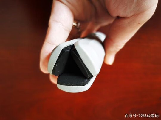 手持稳定器
