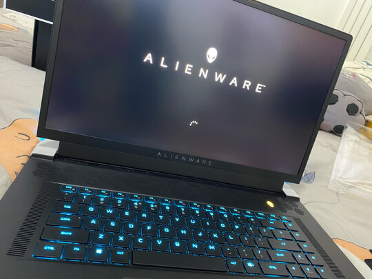 外星人ALWX17-R1766W游戏本|外观展示外星人alienware15r2怎么样?不吹不黑讲体验感受