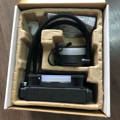 大水牛（BUBALUS）冰瞳120 一体式CPU水冷散热器（多平台/支持Intel/AMD/LED红光风扇/PWM智能温控/）