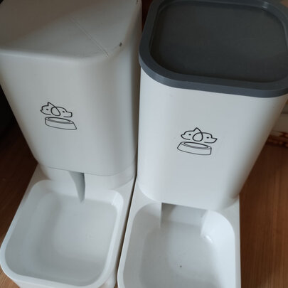 宠物自动喂食器