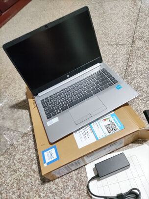 %title插图%num 惠普(HP)246 G8 14英寸商务轻薄笔记本电脑(英特尔酷睿11代i5-1135G7 16G 512G 锐炬显卡office一年上门)银色