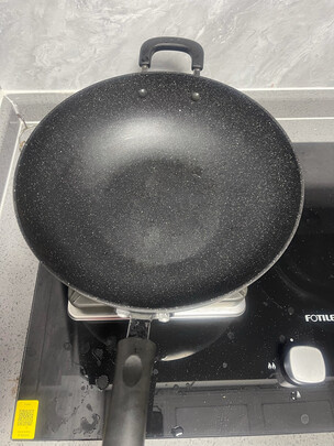 麦饭石不粘锅
