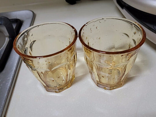 玻璃水杯