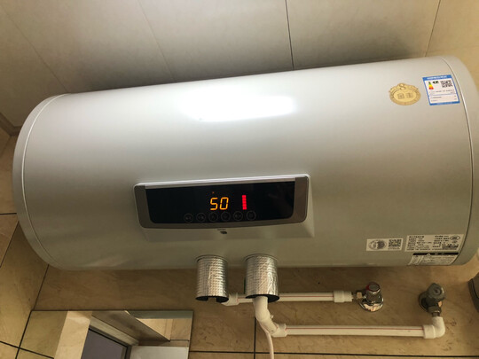 AO史密斯 电热水器60升 专利免更换镁棒 E60VC0 金圭内胆 变频速热 储水式家用 京东金榜