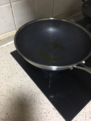 不粘锅