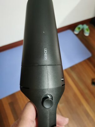 车载吸尘器