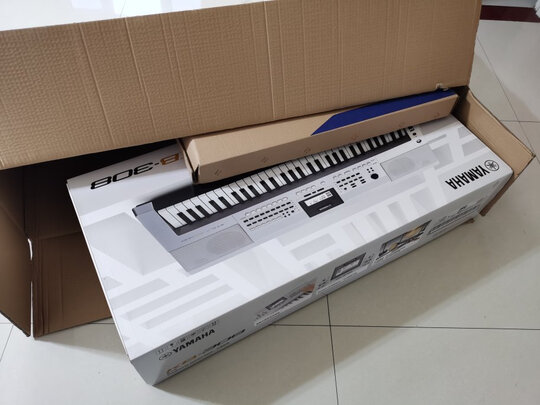 %title插图%num 雅马哈(YAMAHA)EZ300电子琴61键多功能智能教学电子琴幼师家用发光琴键+琴架+琴包等标配大礼包