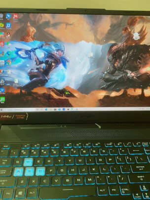 %title插图%num 华硕(ASUS)天选2Plus 11代英特尔酷睿i7 17.3英寸游戏笔记本电脑(8核i7-11800H 16G 512G RTX3060 144Hz)灰