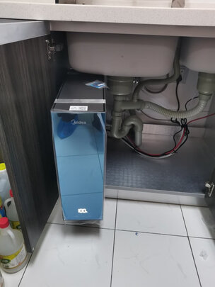 %title插图%num 美的Midea 京品智能家电 极光加热净水器 600G 直饮无极调温 RO反渗透 即热家用厨下净热一体 MRO899-1500