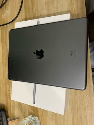 apple苹果平板准备发货