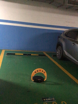 车位地锁