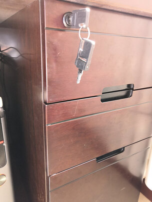 办公桌|金海马办公桌独家揭秘评测真相,不看后悔!