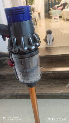 %title插图%num 戴森 DYSON V10 Absolute 家用手持无线吸尘器 大功率吸尘除螨 吸力强劲持久 长续航6吸头