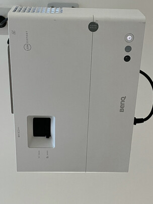 明基（BenQ）i750 投影仪 投影机 投影仪家用（1080P全高清 3200流明 自动HDR 智慧调光 磁吸滑盖）