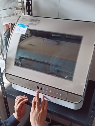 洗碗机|海尔和美的洗碗机哪款比较好用？质量口碑差距大吗？