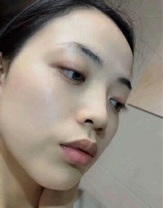 睫毛液
