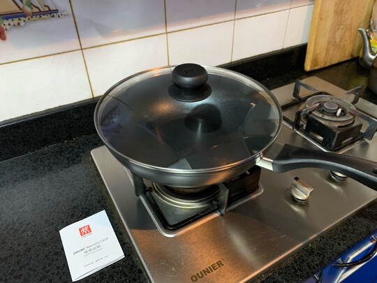 不粘锅