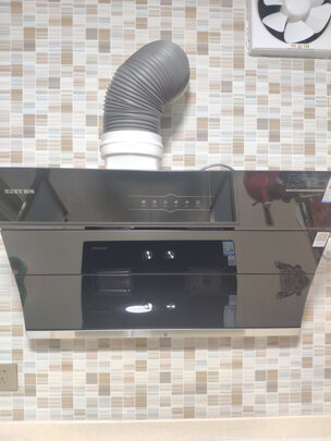 油烟机|消费者诉说打听下百得E303C3油烟机怎么样？用后一周感受揭密