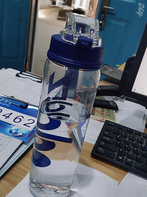 运动水壶